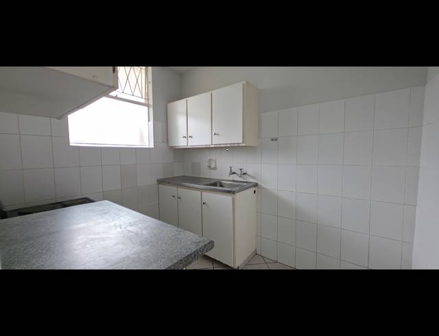 1.5 BEDROOM APARTMENT TO LET IN MORNINGSIDE